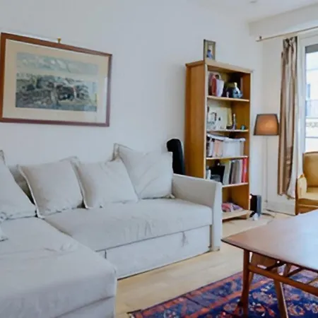 Comfortable Cocoon With Balcony * Paris